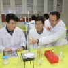 Trabajo en laboratorio de química